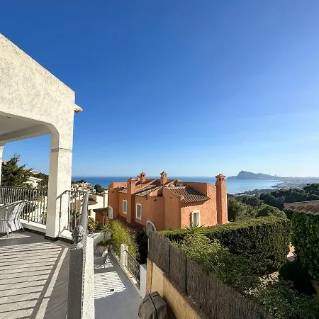 Villa Casa Blanca *